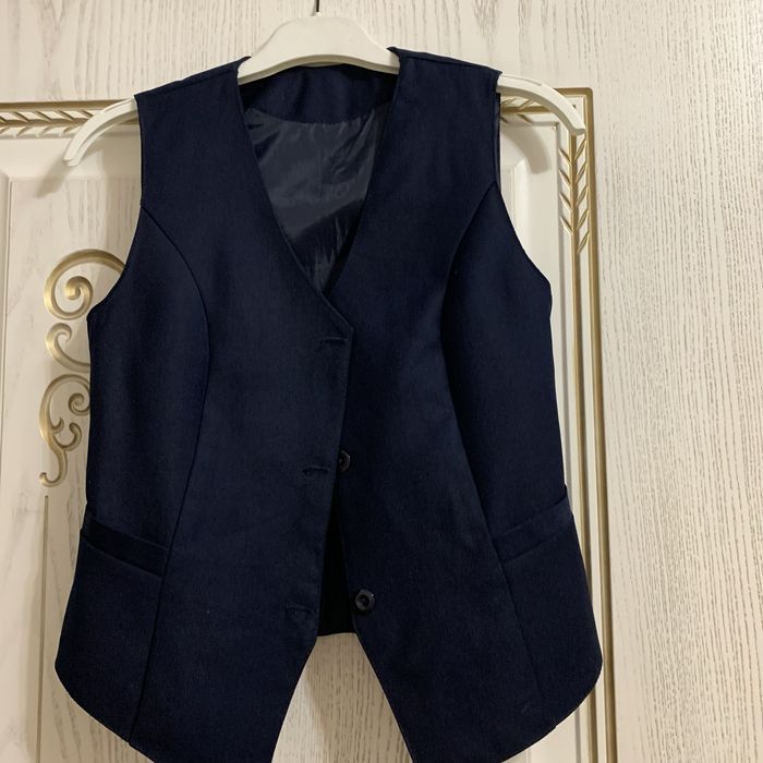 Жилет школьный