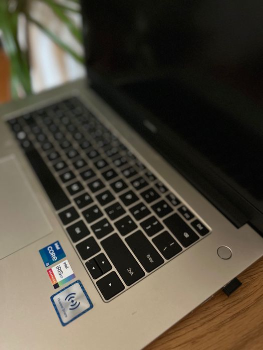 Laptop Huawei MateBook D15 i5/ 8GB / 512GB SSD