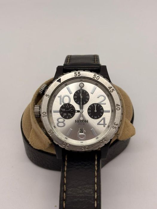 Ceas Nixon 48-20 Chrono, 200m WR, cronograf, curea piele -A-