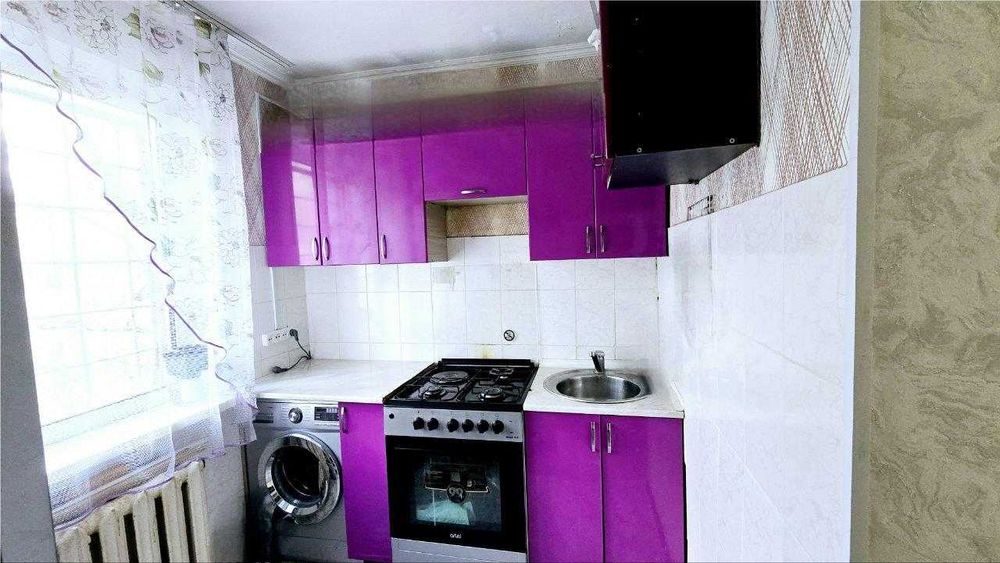 **Продам 2х квартиру р-н Зорьки в 1мкр. по пр.Момышулы