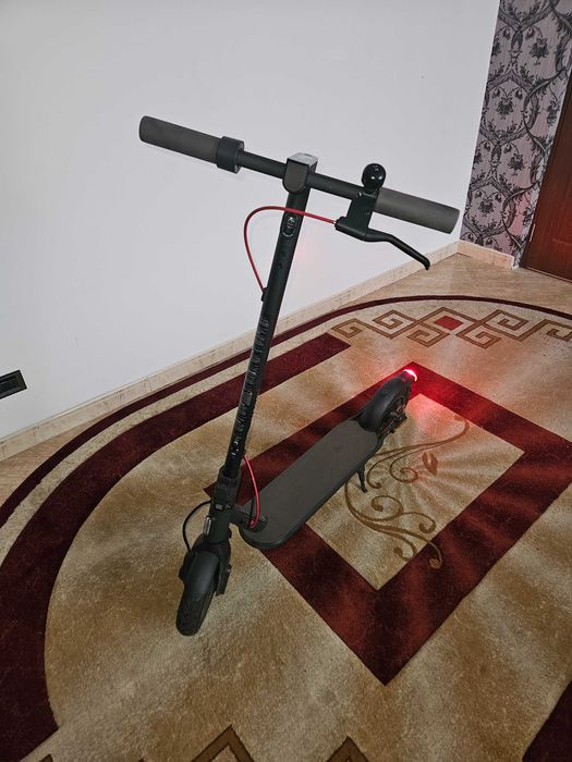Xaomi electric Scooter 4