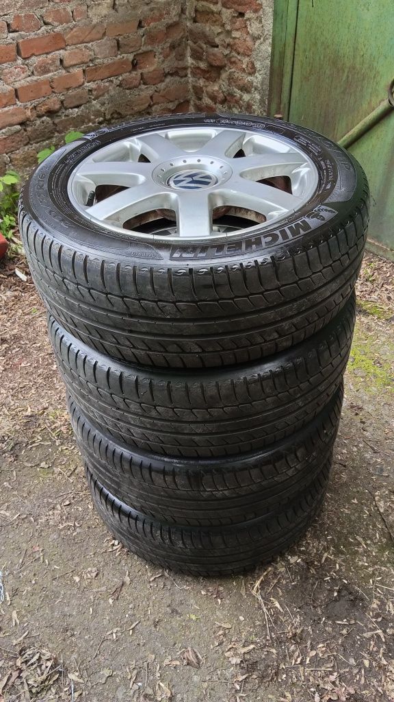 Vw golf 4 seat ibiza leon skoda 5x100 205/55/16