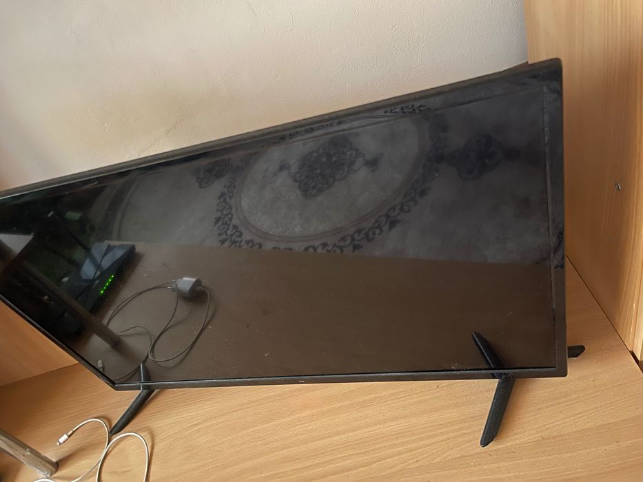 Televizor smart NEI