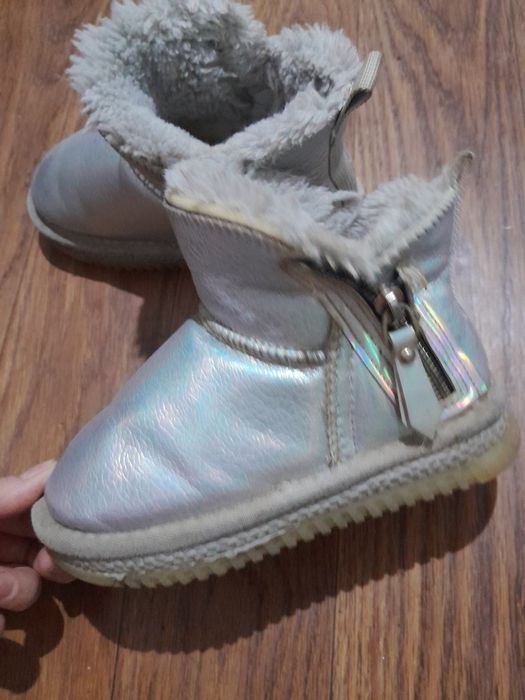 Отдам сапожки нормально состояние