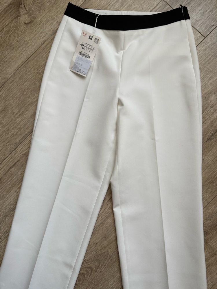 Pantaloni eleganți Zara albi
