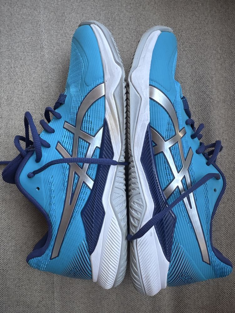 Asics мъжки маратонки 42.5 ти номер