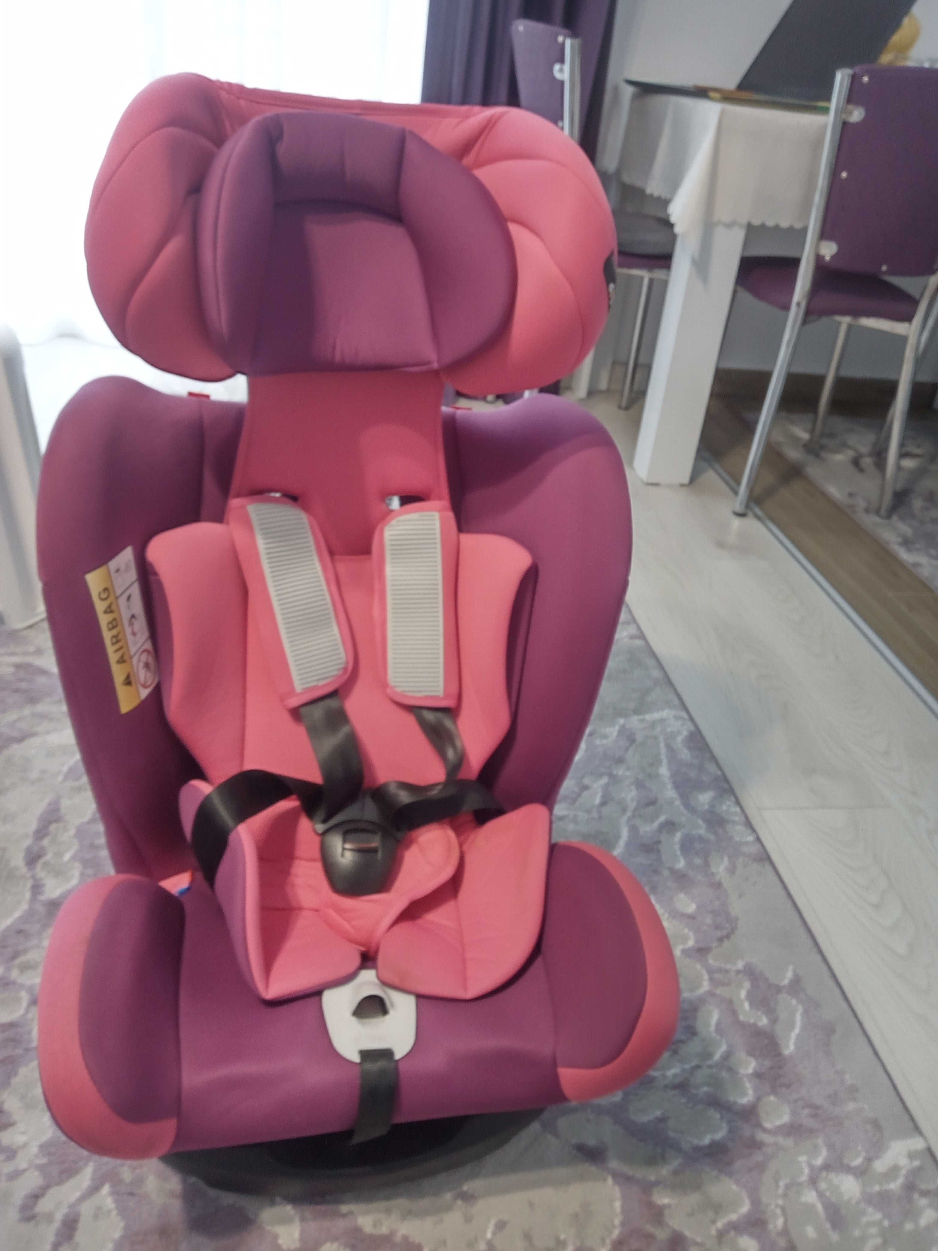 Scaun Copil pentru masina cu prindere Isofix