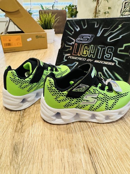 Маратонки Skechers lights