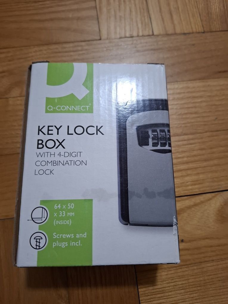 Продавам кутия за ключ
