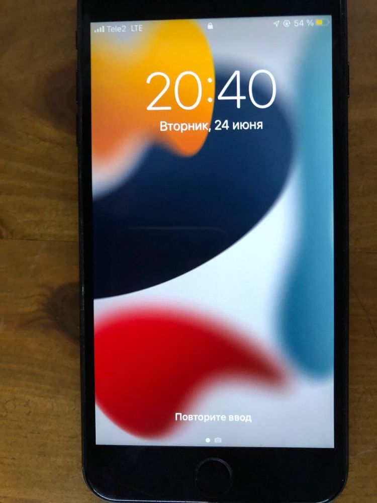 Продам IPhone 7 plus