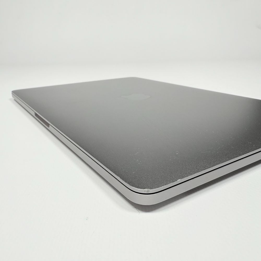 MacBook Pro 2016/TouchBar/Retina Dysplay/16GB/512GB/Core i7 3,30 GHz/