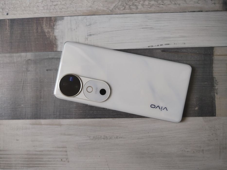 Vivo V40/256g/5g телефон