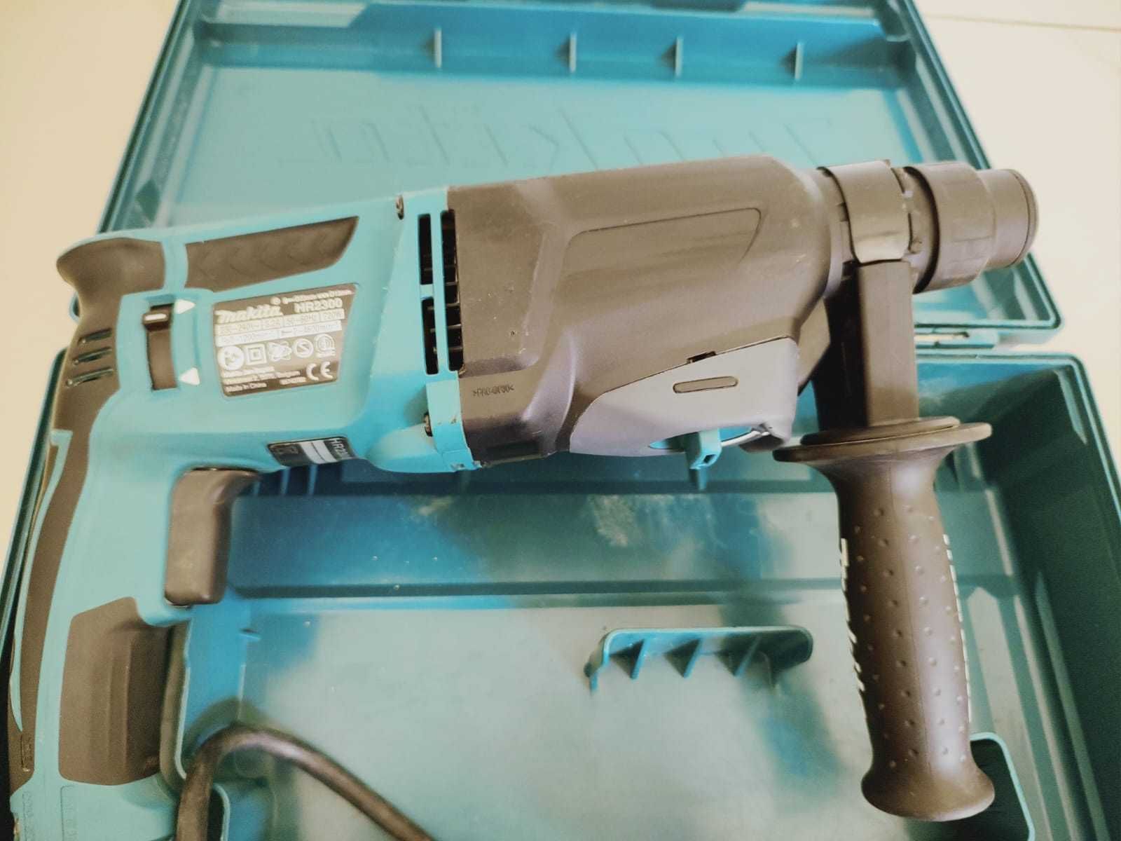 Makita HR2300 Ciocan rotopercutor SDS-PLUS 720W 23mm