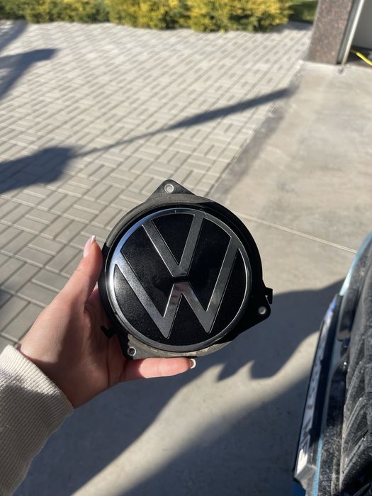 Оригинална VW емблема за golf 8