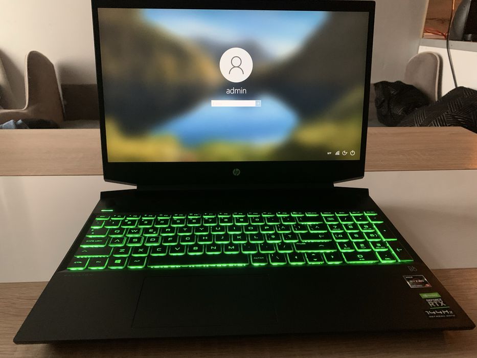 HP Pavilion Gaming 15-ec2015nq