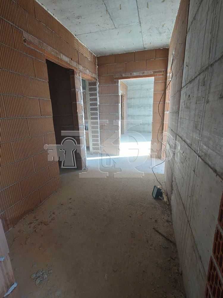 Продава се Тристаен апартамент в Добрич, Христо Ботев - 130 кв.м за 916 €/кв.м - Снимка #7