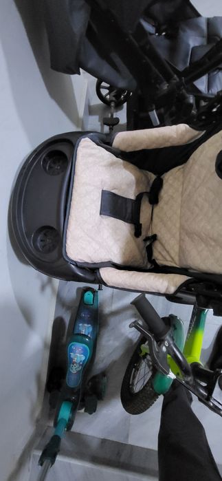 Продается коляска, состояние хорошее