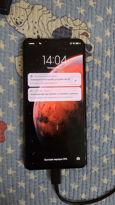 Продаю Xiaomi Mi 9T (6/64ГБ)