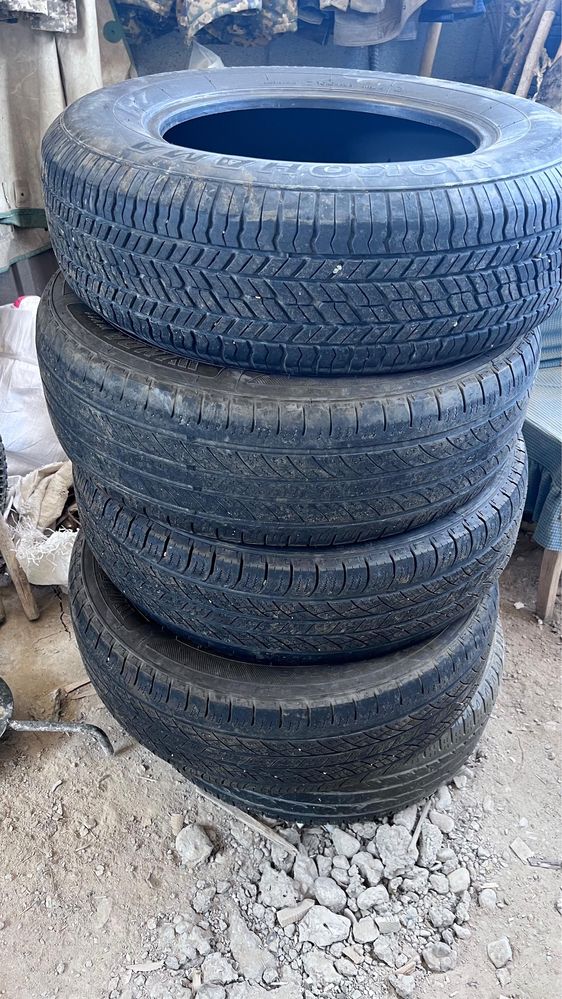 Продам комплект летних шин