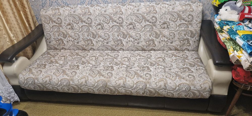 Продам диван в хорошем состоянии