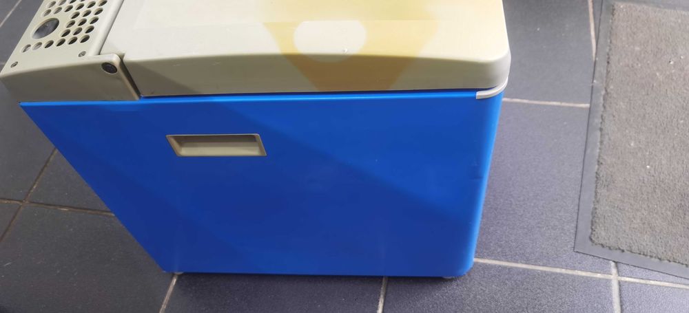 Lada frigider WAECO NOUA 42 l 220v/12v/ gaz