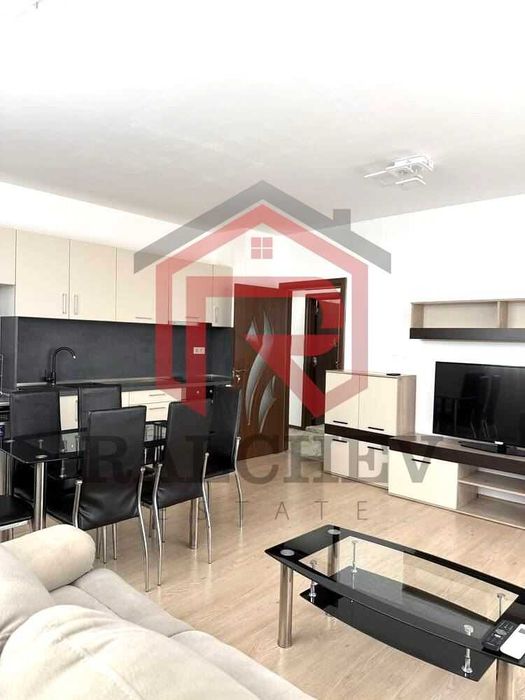 Тристаен апартамент под наем / Победа