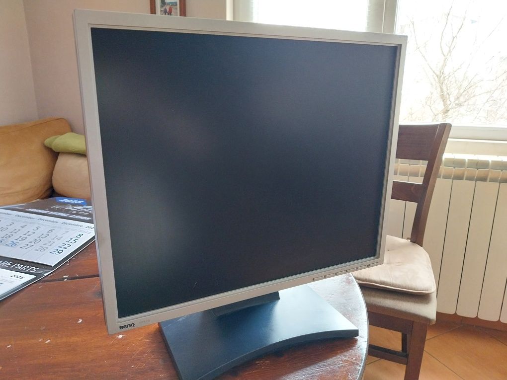 Монитор benq 19 инча