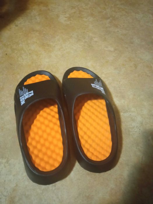 нови мъжки чехли 42-42,5