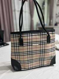 Geanta Burberry dama