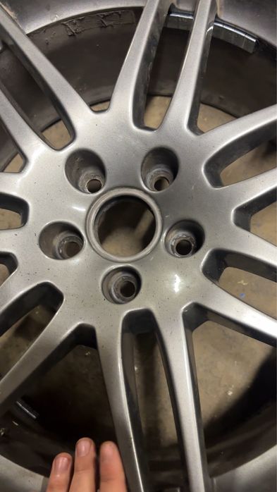 Vand Jante Audi R19 cu cauciucuri de Iarna