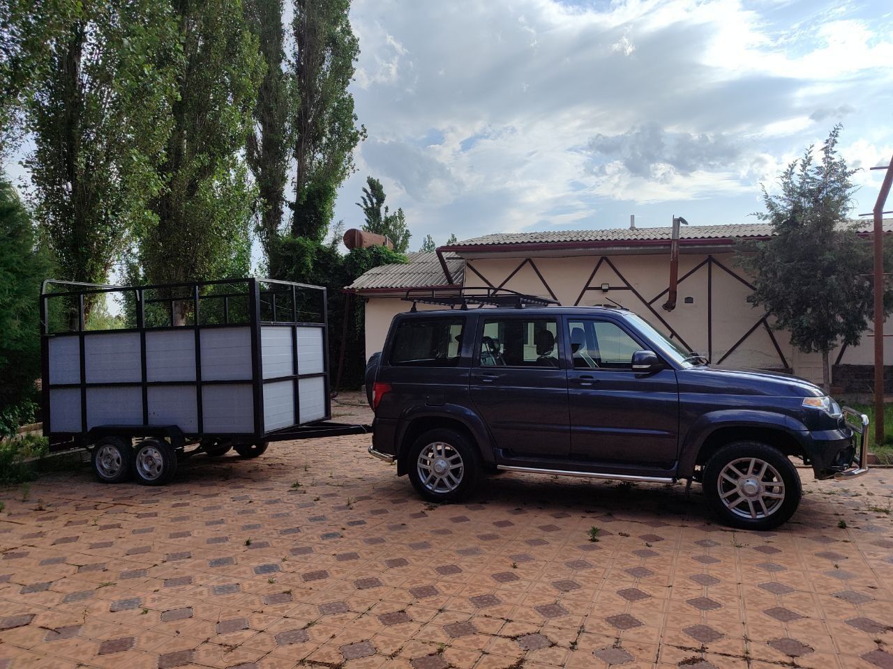 UAZ Patriot 2018 YANGI moshina