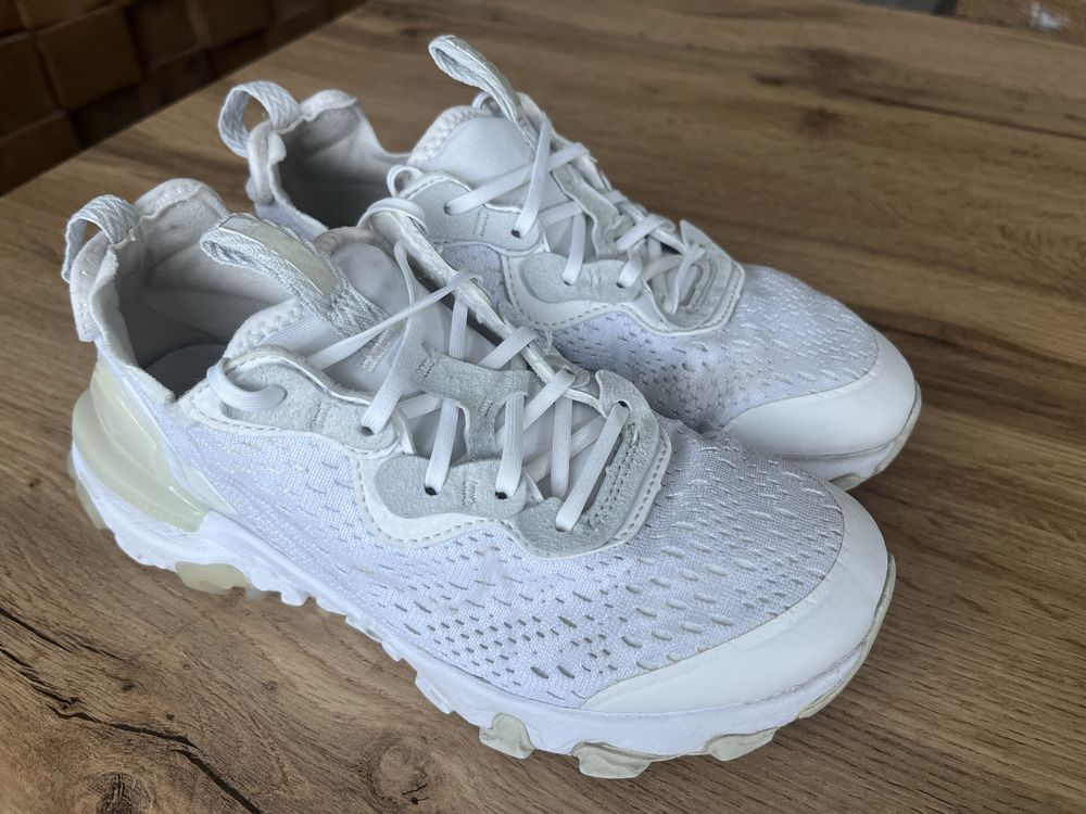 Nike React Vision 35.5
