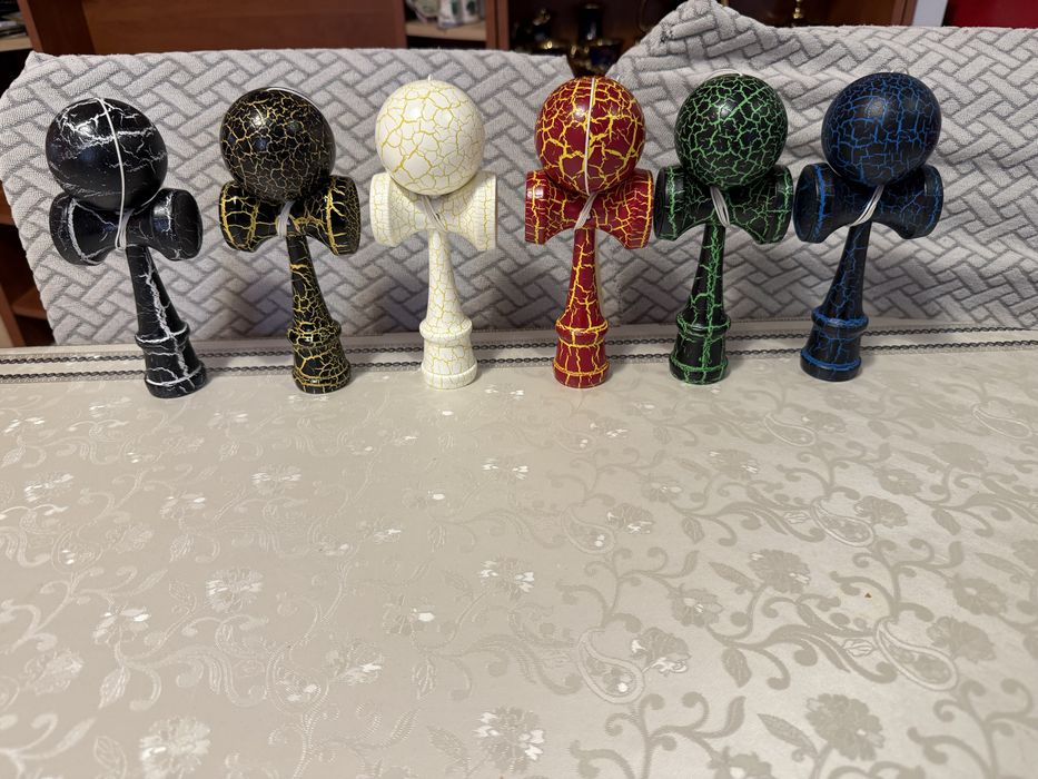 Kendama cu model
