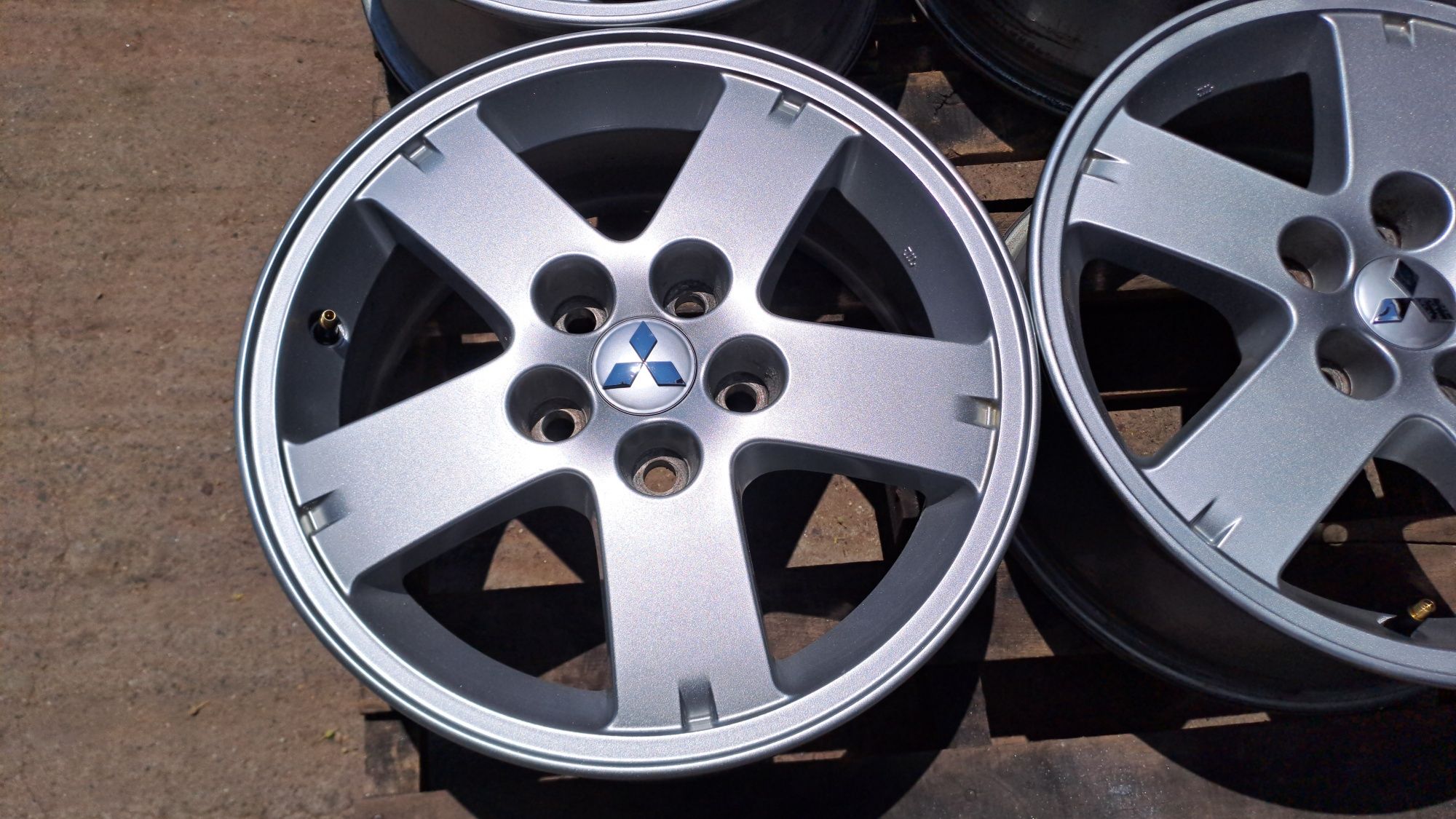 16" 5X114.3mm Mitsubishi. 5х114.3мм Митсубиши