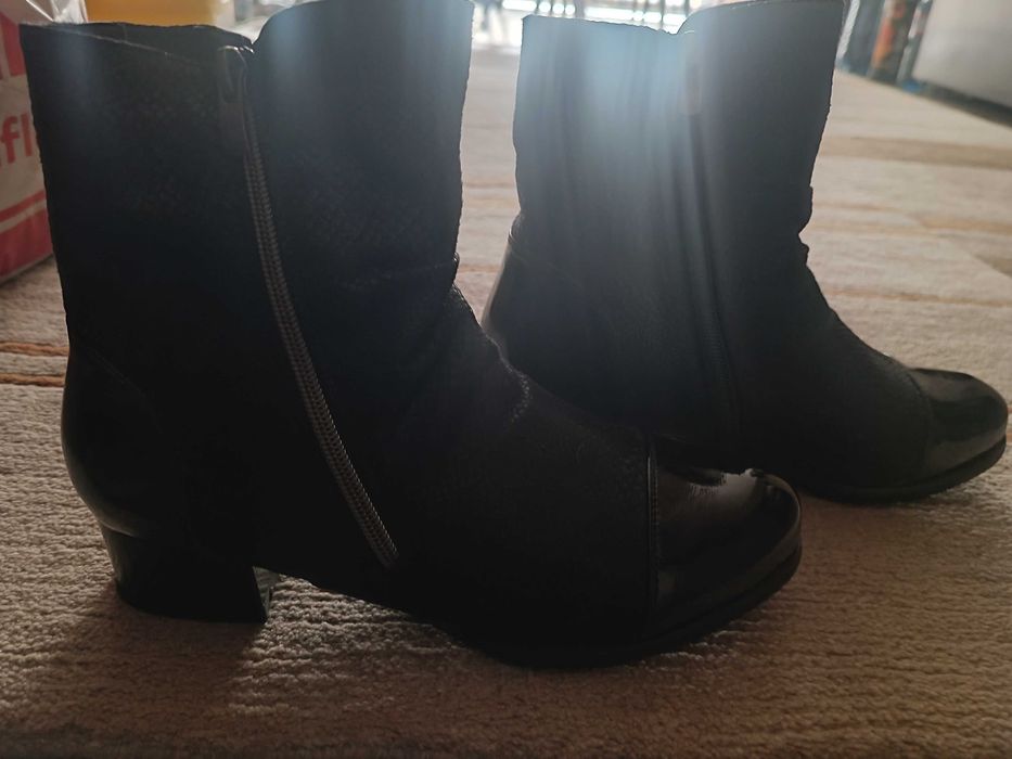 Есен-зима боти с нисък ток