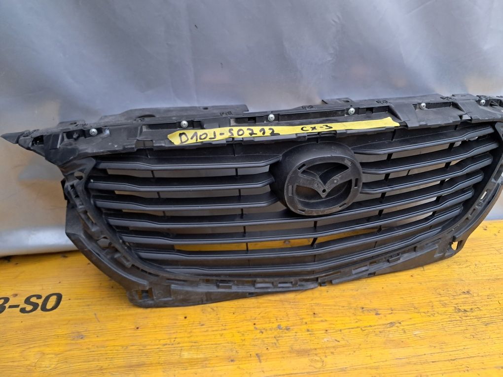 Грил решетка Мазда Цх3  Mazda CX 3