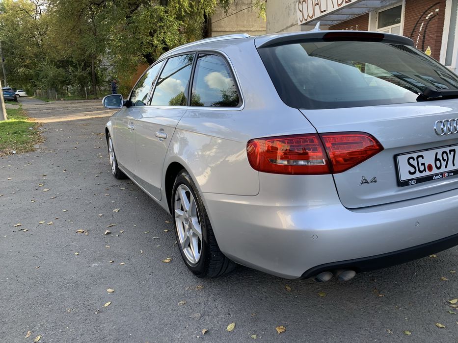 Audi A4 2.0.D,143 cp.2012.Automata..