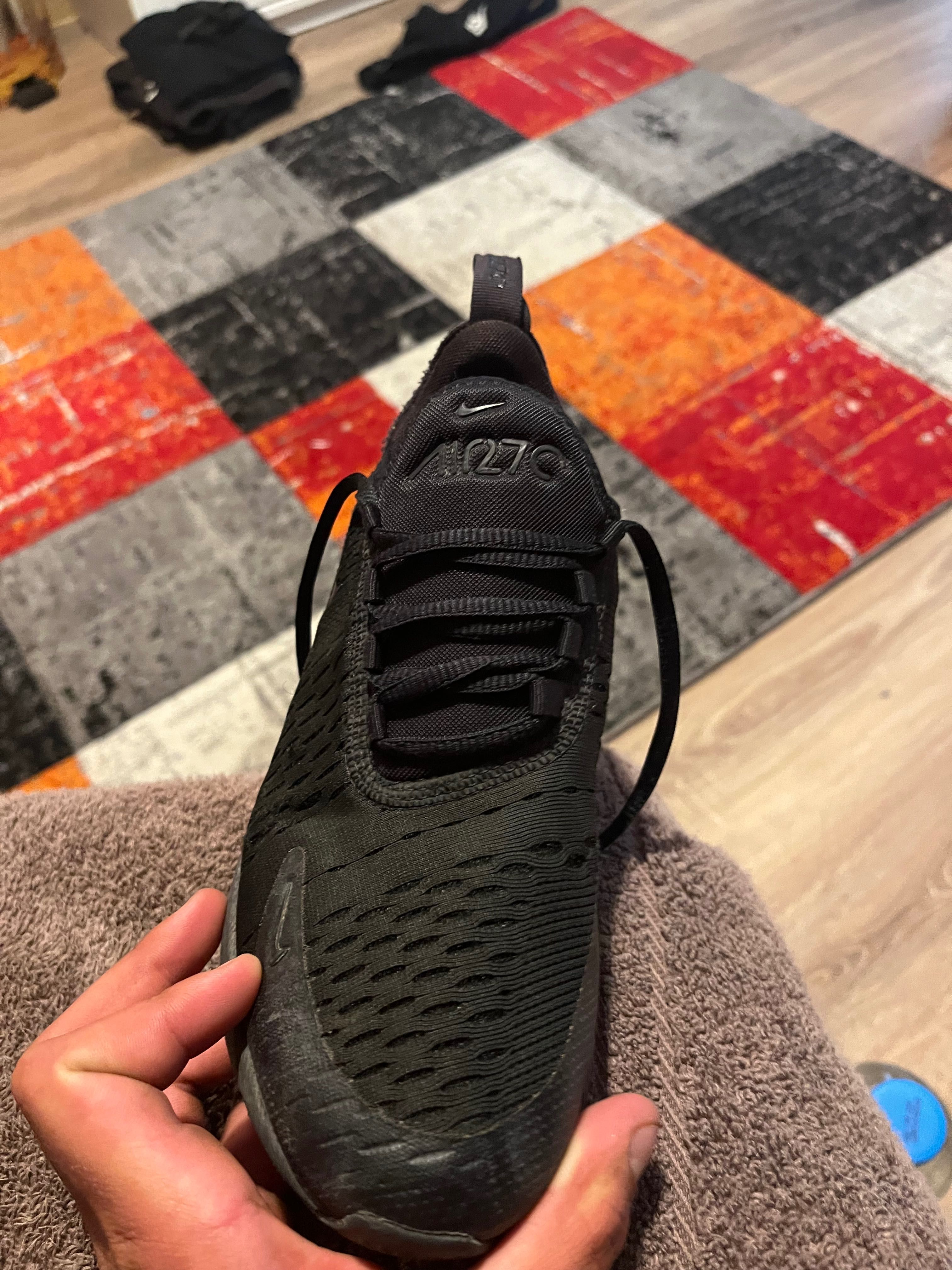 Обувки Nike Air Max 270
