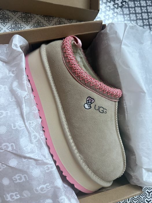 Ugg tazz love’25