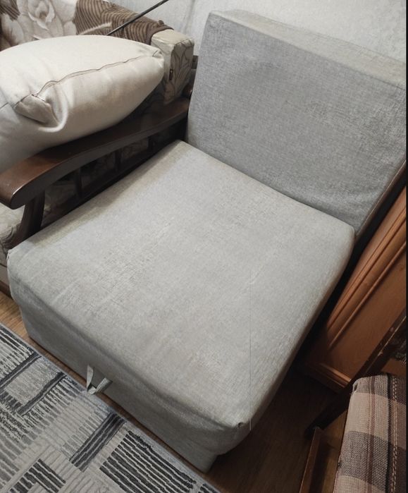 Тахта,  цвет-серый лен.