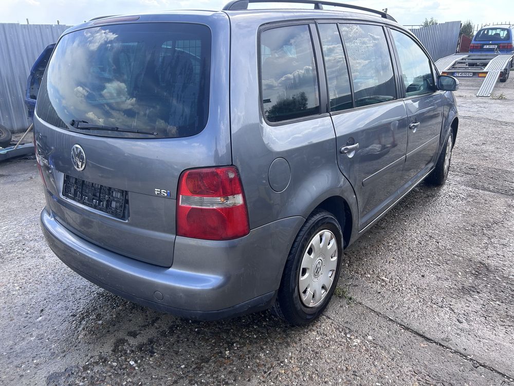 Vw Touran 1.6 FSI На части