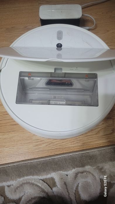 Продам робот пылесос