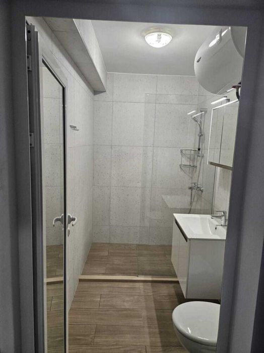 Продава се Двустаен апартамент в Пловдив, Остромила - 79 кв.м за 5 €/кв.м - Снимка #5