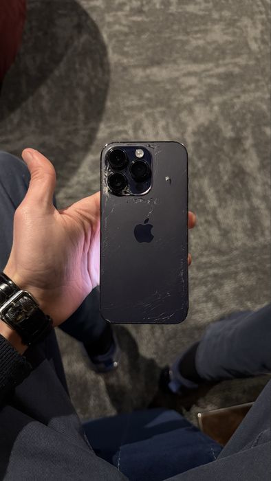 продается iphone 14 pro