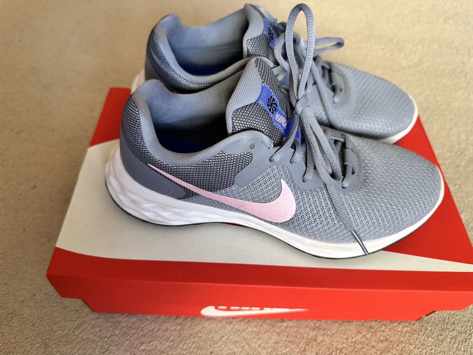 Дамски маратонки Nike Revolution 6 Next Nature, 37/38 размер