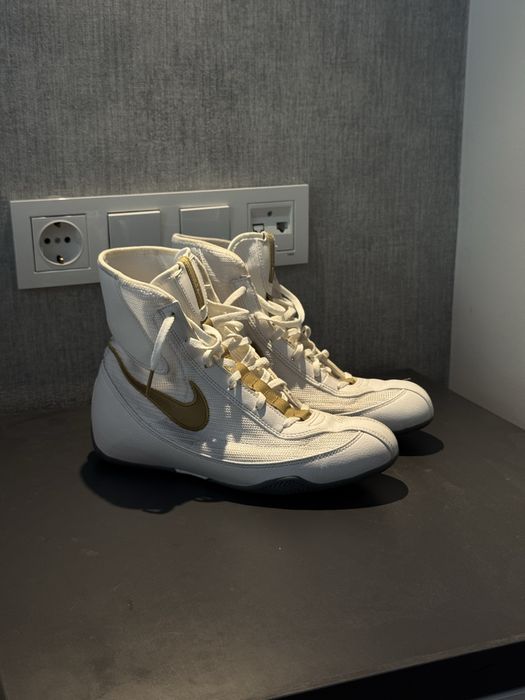 Боксёркий Nike Machomai 2 golden/white
