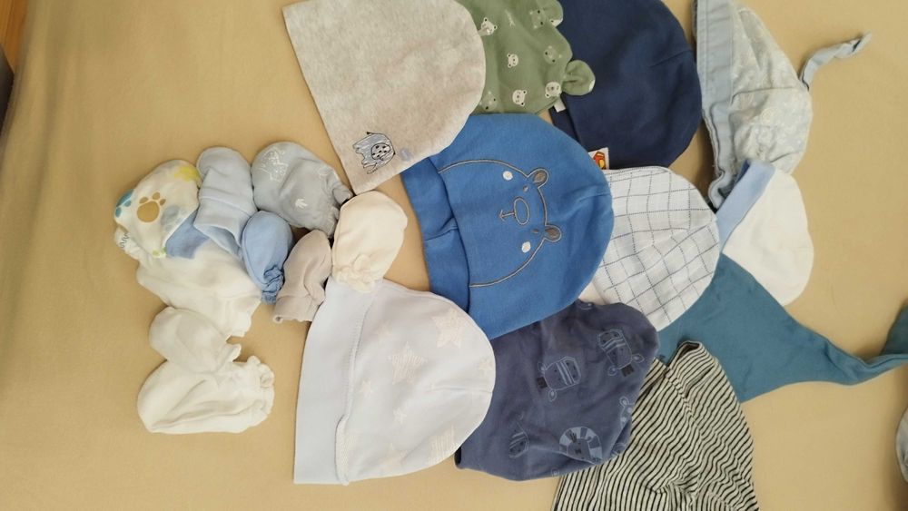 Лот дрехи за новоредено