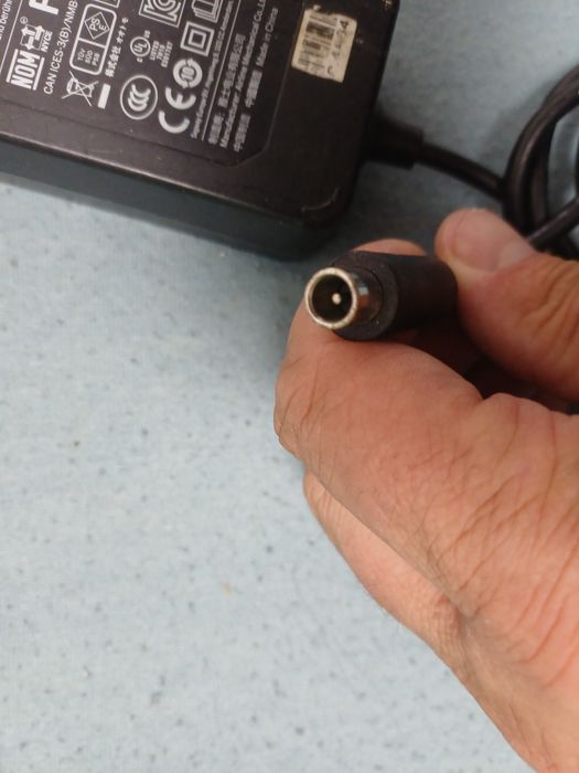 Incarcator original SEGWAY 42v 1,7A In stare buna. 

#11