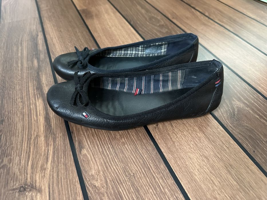 Balerini Tommy Hilfiger din piele naturala 36