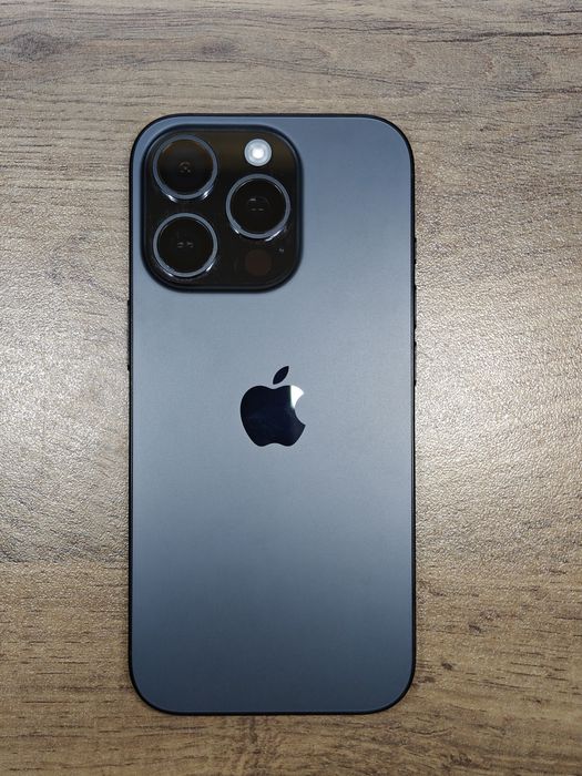 IPhone 16pro           Айфон 16про